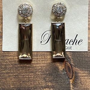 NEW! Stunning BOUTIQUE Crystal RECTANGLE Earrings!
